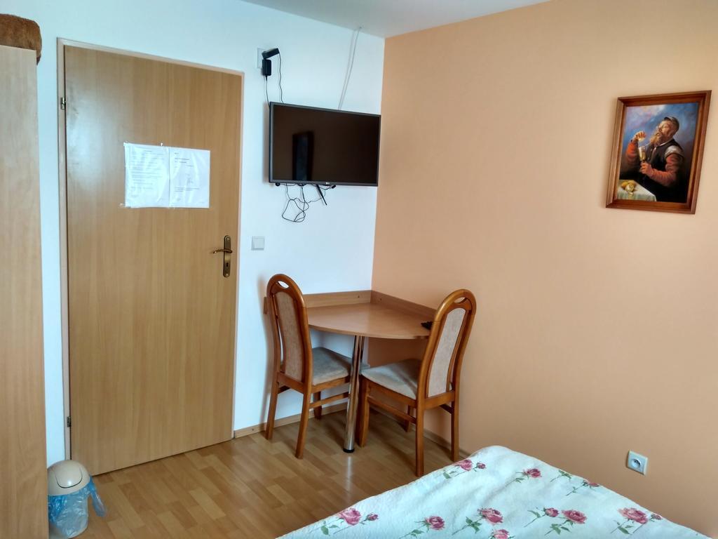 Penzion Rosnicka Liesek Трстена Экстерьер фото